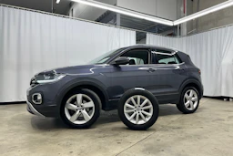 harmaa Volkswagen T-Cross 2023 kuva 24.