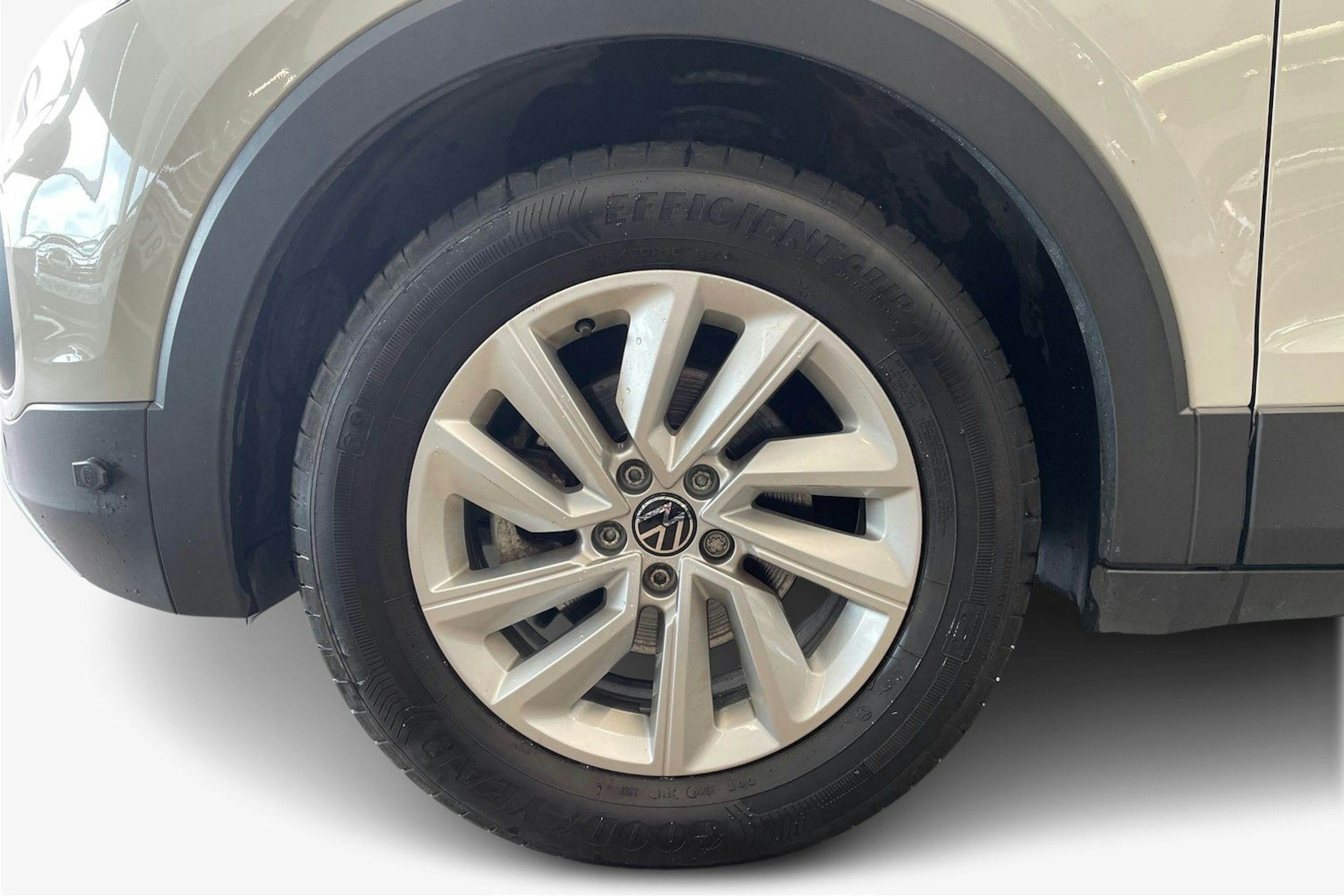 harmaa Volkswagen T-Cross 2023 kuva 11.