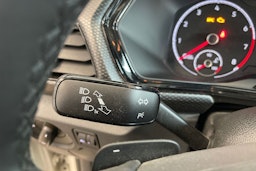 harmaa Volkswagen T-Cross 2023 kuva 18.