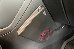harmaa Volkswagen T-Cross 2023 kuva 21.