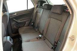 valkoinen Volkswagen T-Cross 2023 kuva 8.
