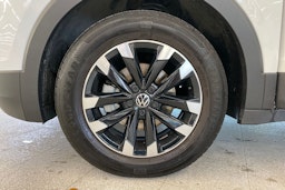 valkoinen Volkswagen T-Cross 2023 kuva 9.