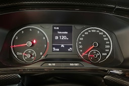 valkoinen Volkswagen T-Cross 2023 kuva 11.