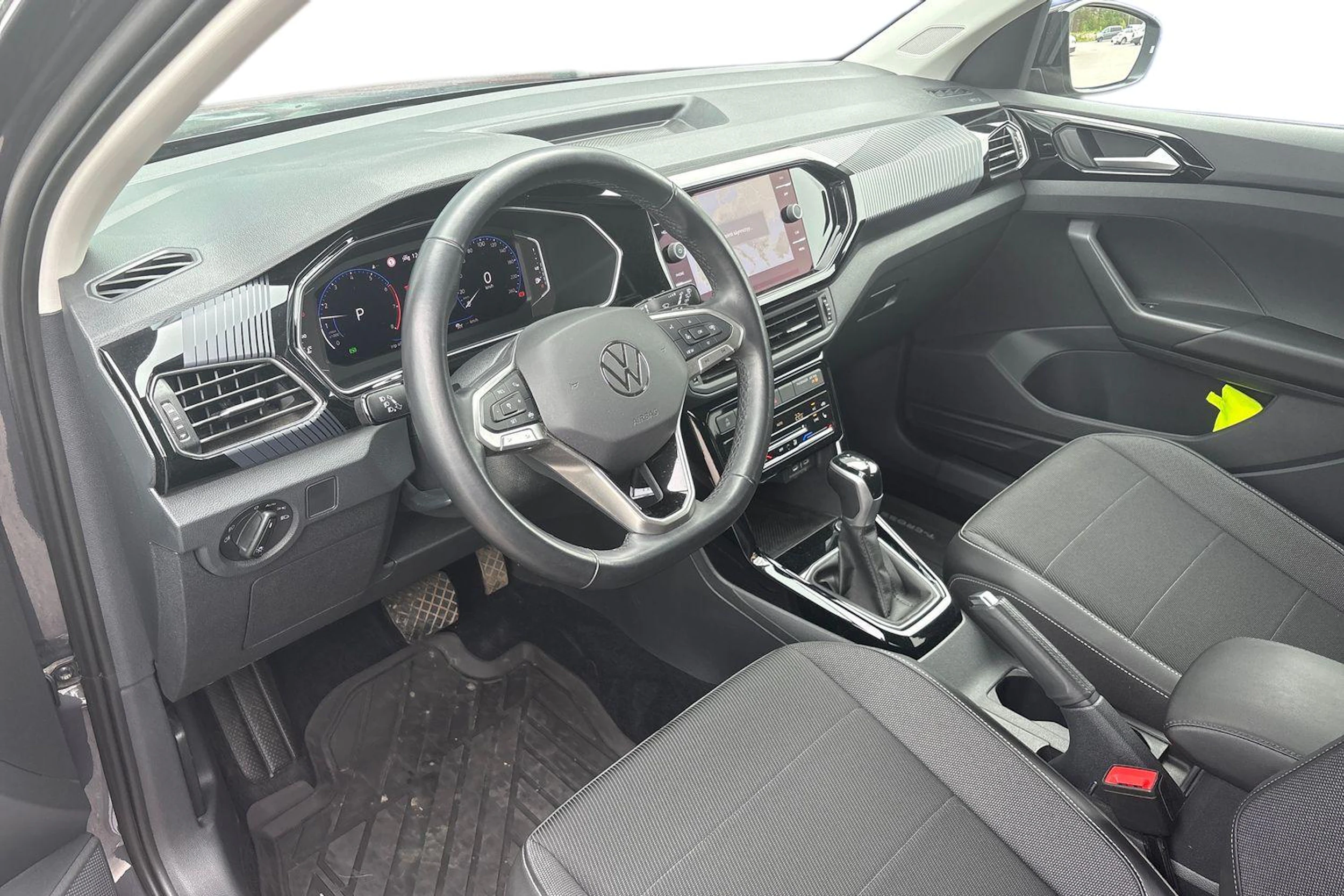 harmaa Volkswagen T-Cross 2023 kuva 3.