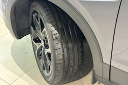 harmaa Volkswagen T-Cross 2023 kuva 10.