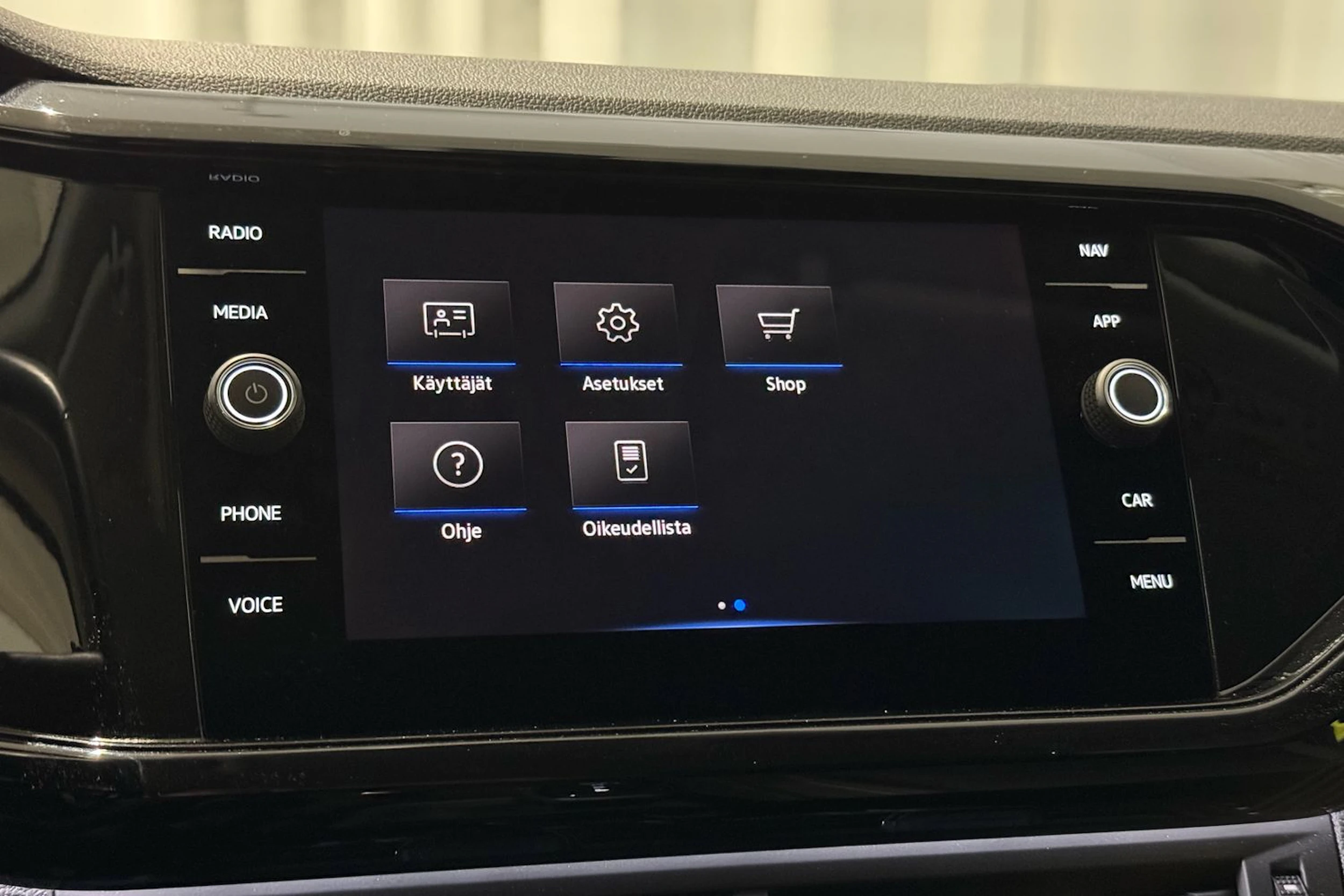 harmaa Volkswagen T-Cross 2023 kuva 17.