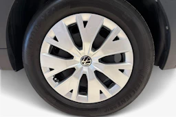 keltainen Volkswagen T-Cross 2024 kuva 12.