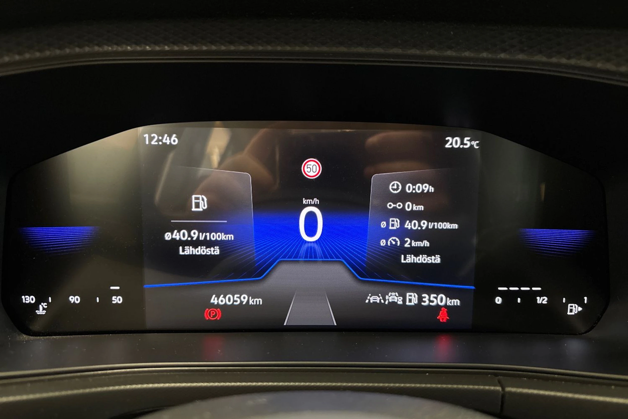 keltainen Volkswagen T-Cross 2024 kuva 18.