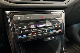harmaa Volkswagen T-Cross 2024 kuva 22.