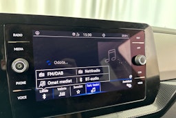 harmaa Volkswagen T-Cross 2024 kuva 23.