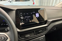 keltainen Volkswagen T-Cross 2024 kuva 14.
