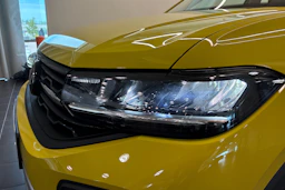 keltainen Volkswagen T-Cross 2024 kuva 18.