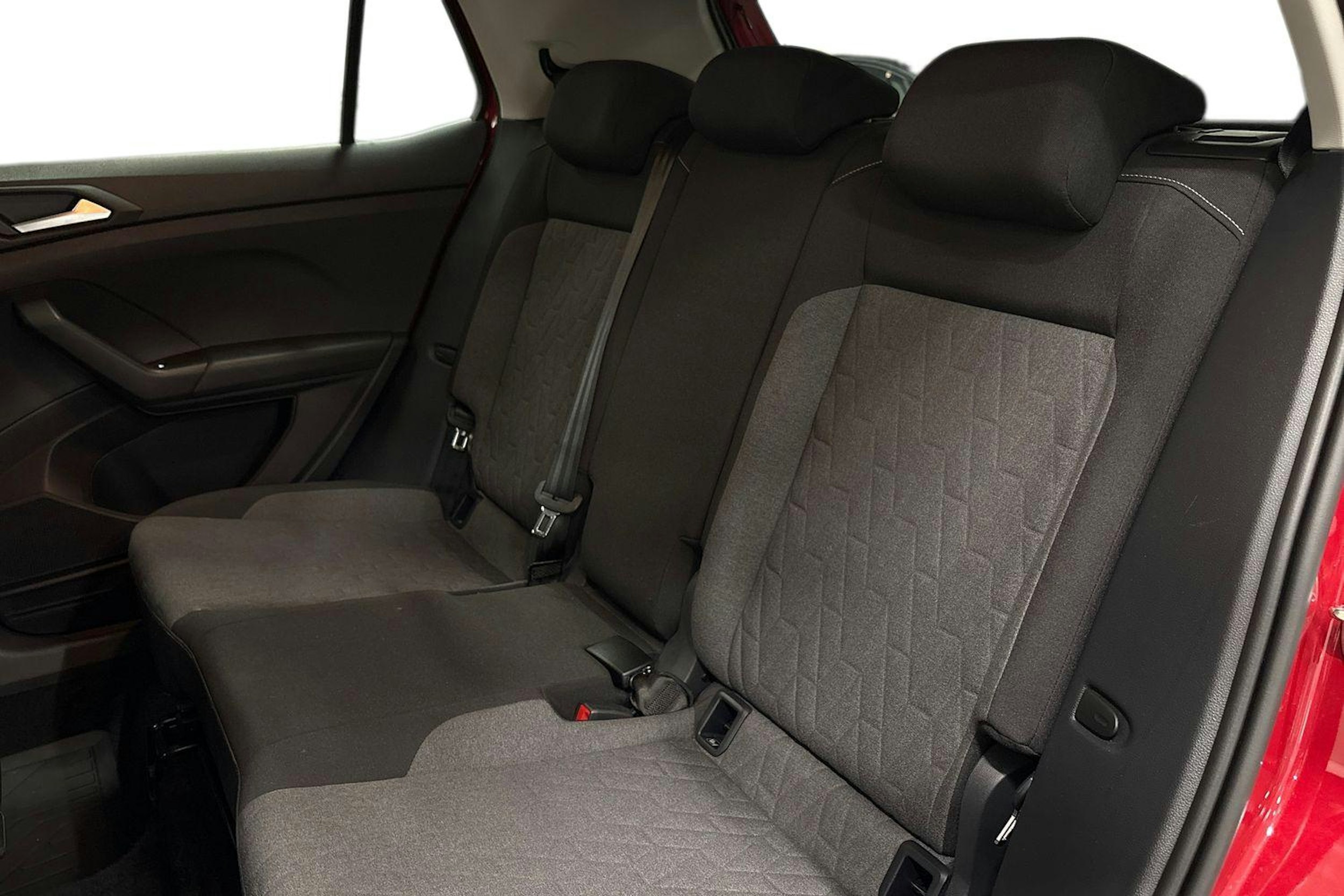 punainen Volkswagen T-Cross 2024 kuva 10.