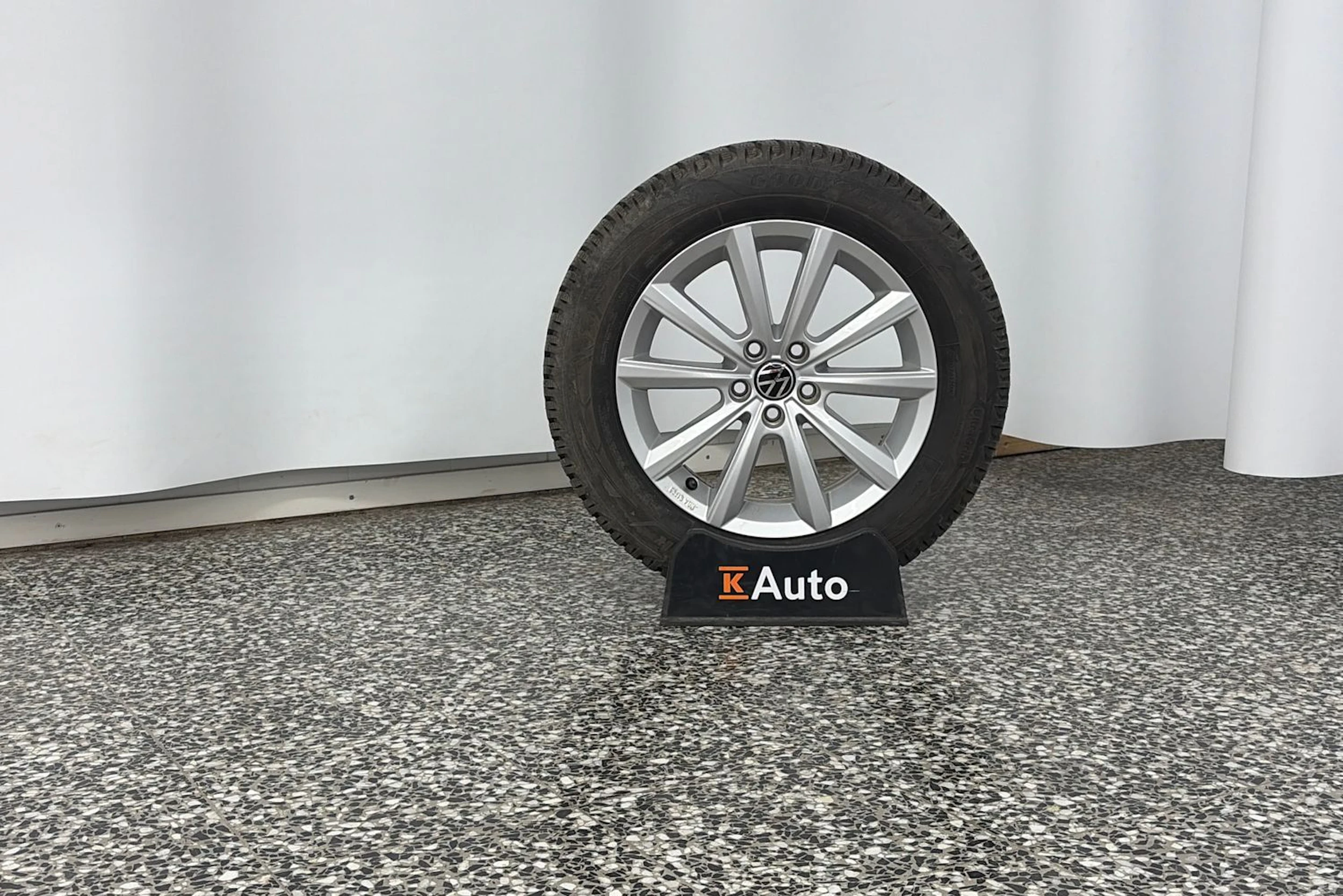 musta Volkswagen T-Cross 2024 kuva 13.