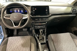 sininen Volkswagen T-Cross 2024 kuva 7.