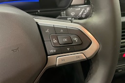 sininen Volkswagen T-Cross 2024 kuva 14.