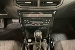 sininen Volkswagen T-Cross 2024 kuva 19.