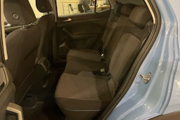 sininen Volkswagen T-Cross 2024 kuva 23.