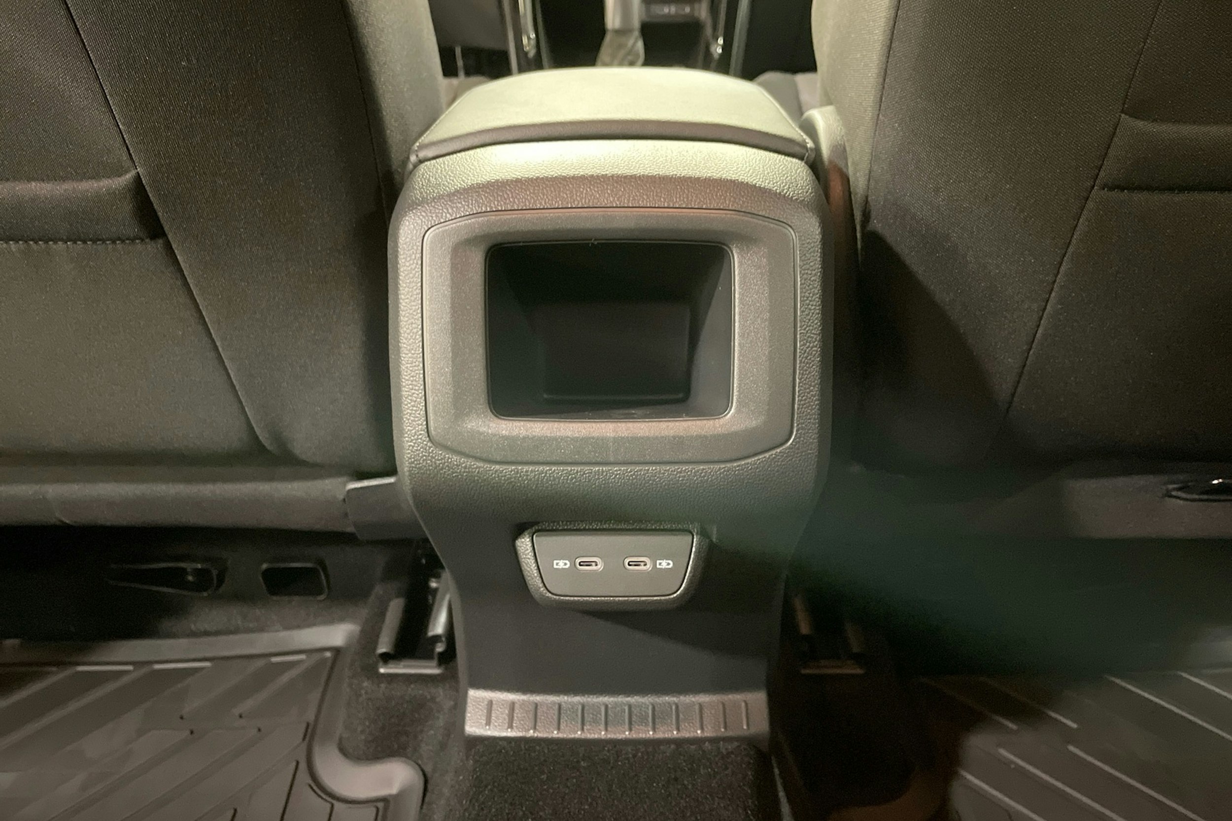 sininen Volkswagen T-Cross 2024 kuva 24.