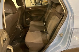 sininen Volkswagen T-Cross 2024 kuva 28.
