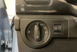 sininen Volkswagen T-Cross 2024 kuva 30.