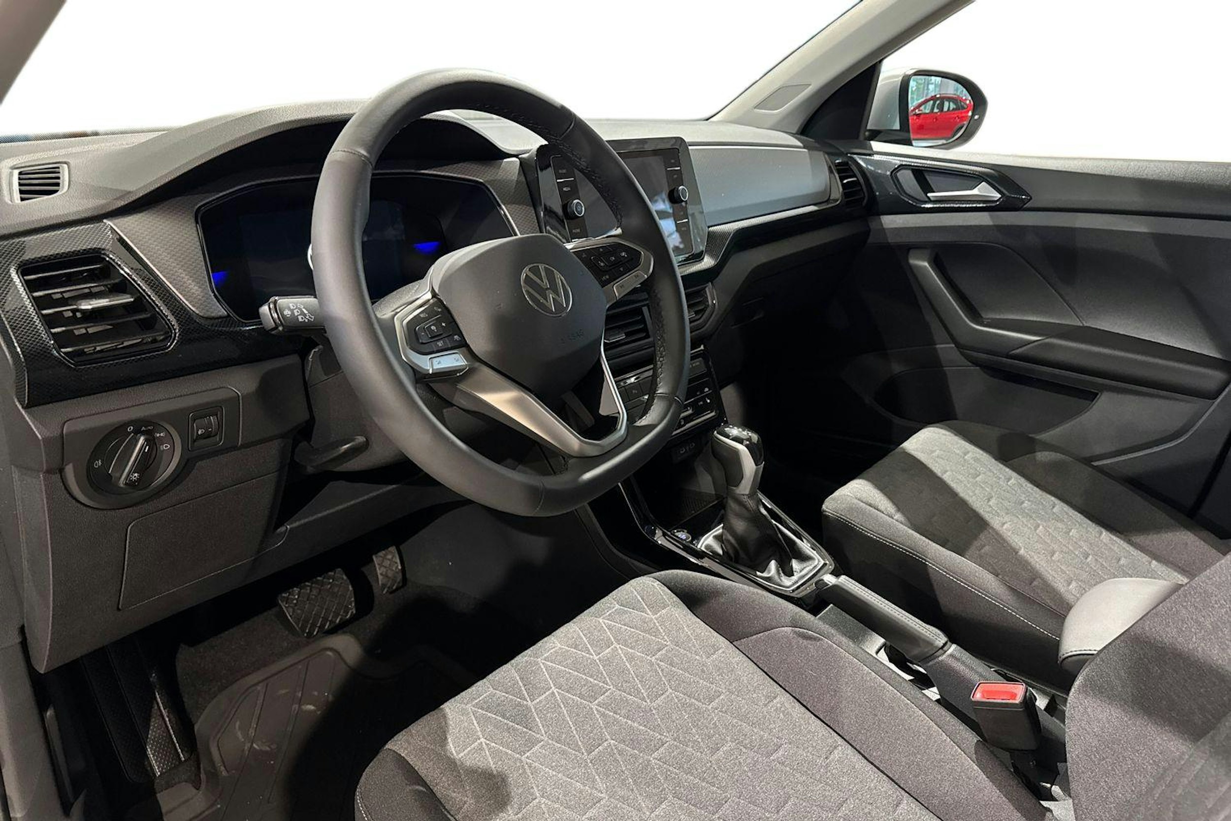 met. harmaa Volkswagen T-Cross 2025 kuva 6.