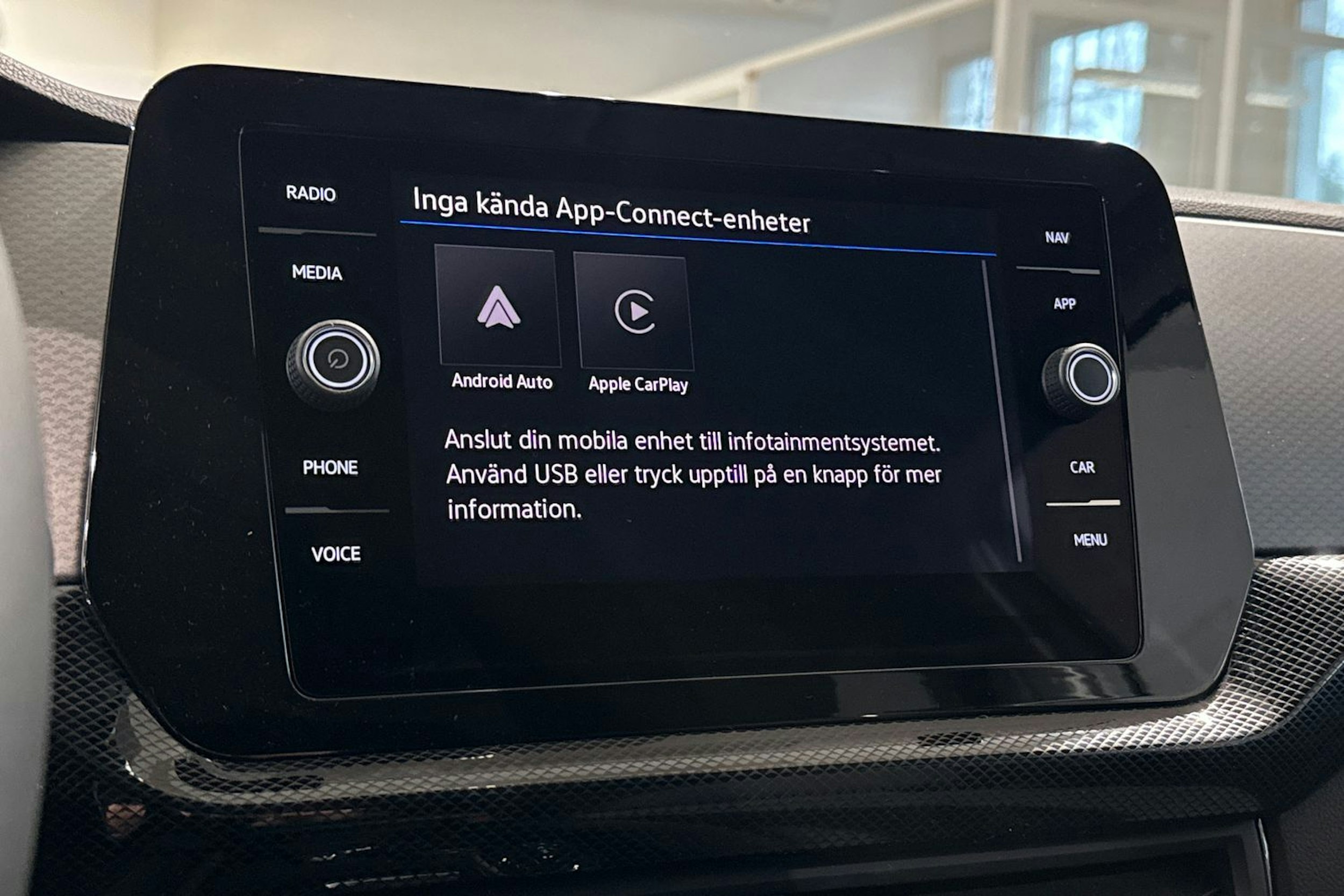 met. harmaa Volkswagen T-Cross 2025 kuva 16.