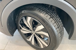 musta Volkswagen T-Cross 2025 kuva 10.