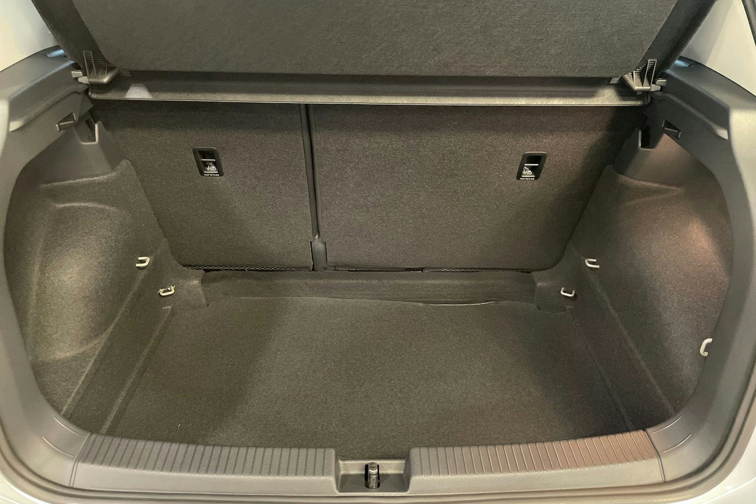 met. harmaa Volkswagen T-Cross 2025 kuva 11.