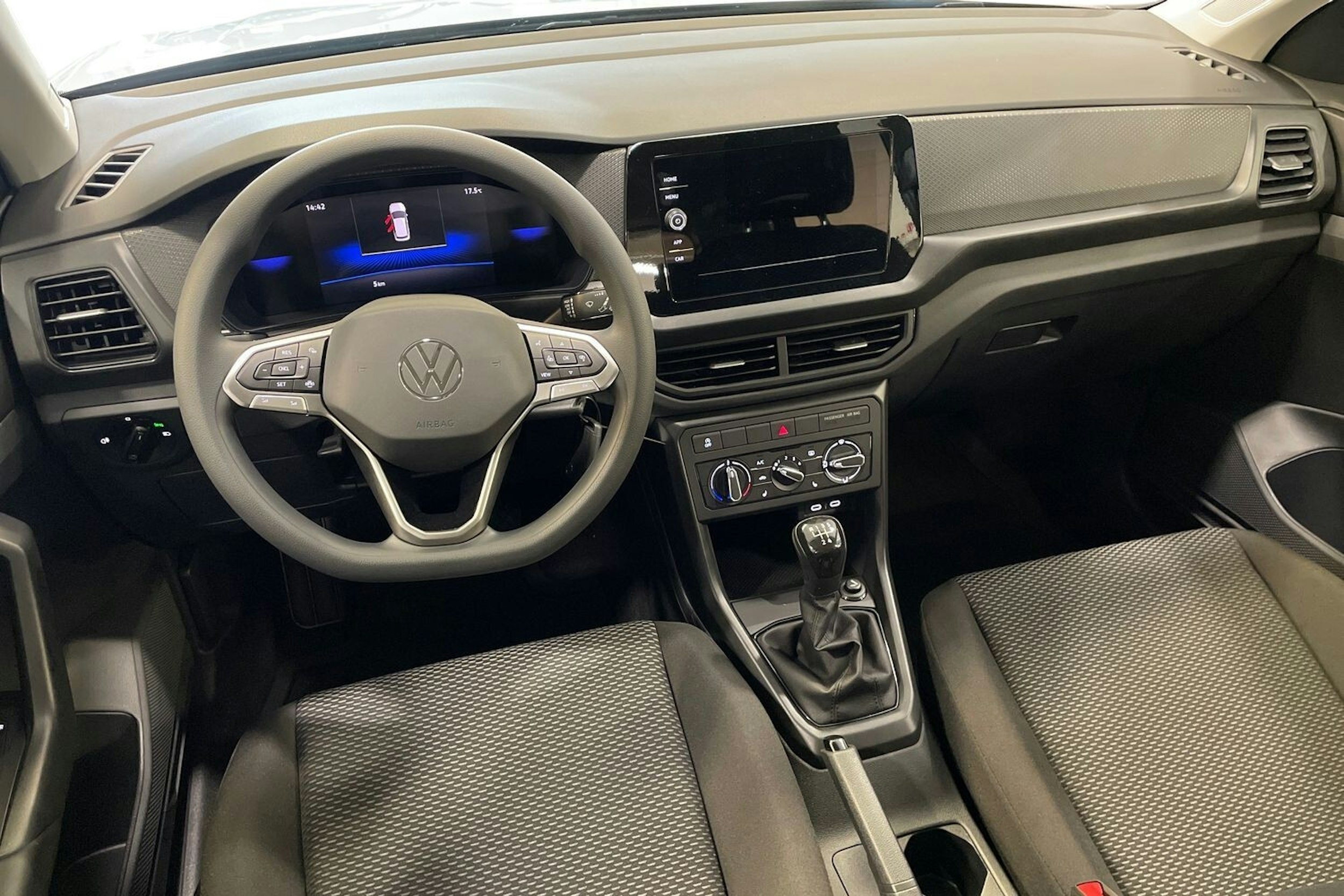 met. harmaa Volkswagen T-Cross 2025 kuva 17.