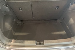 harmaa Volkswagen T-Cross 2025 kuva 19.