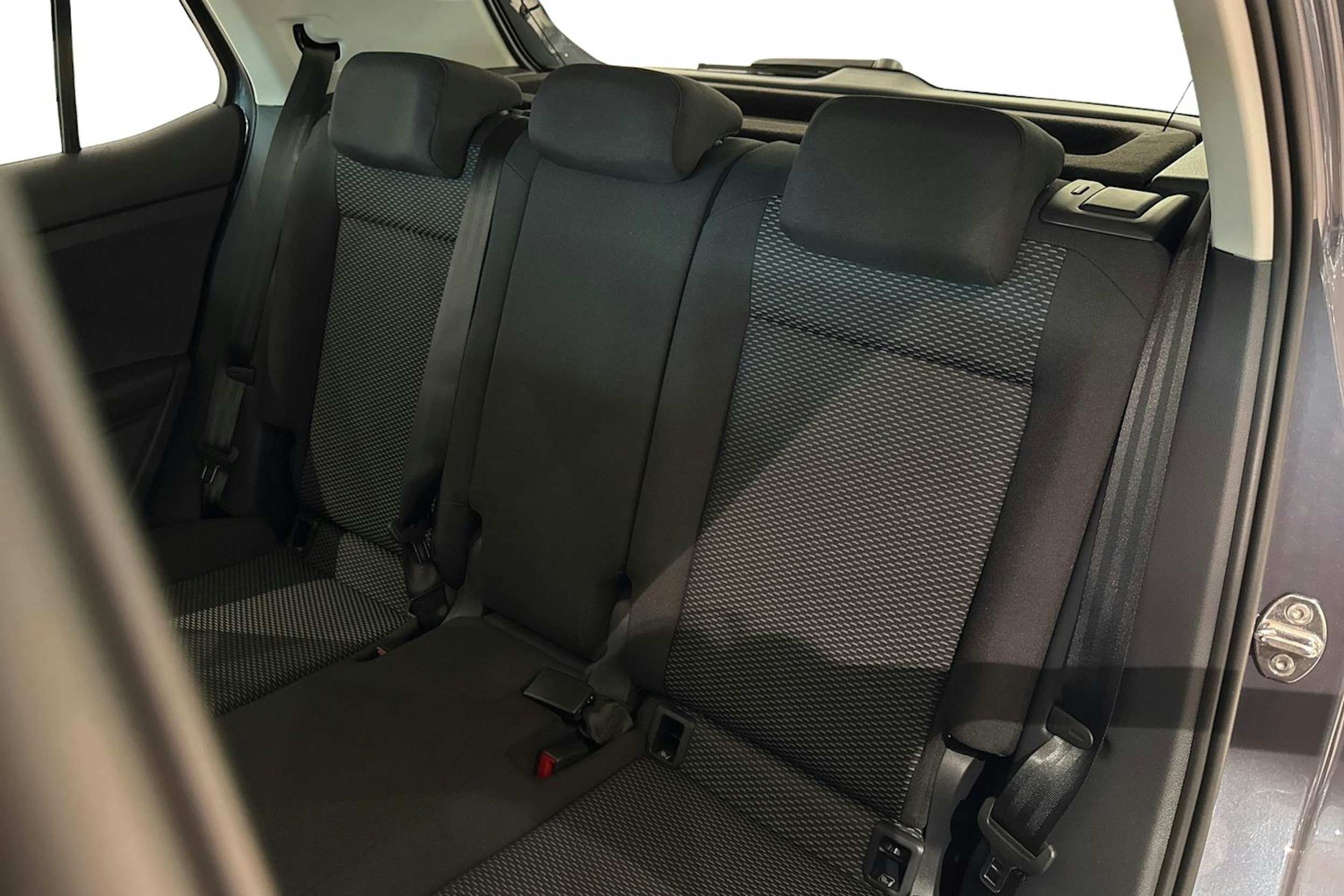 harmaa Volkswagen T-Cross 2025 kuva 8.