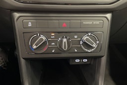 harmaa Volkswagen T-Cross 2025 kuva 15.