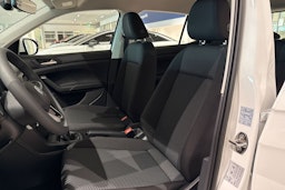 valkoinen Volkswagen T-Cross 2025 kuva 11.
