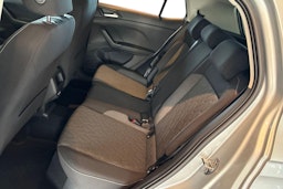 harmaa Volkswagen T-Cross 2025 kuva 8.