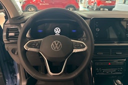sininen Volkswagen T-Cross 2025 kuva 15.
