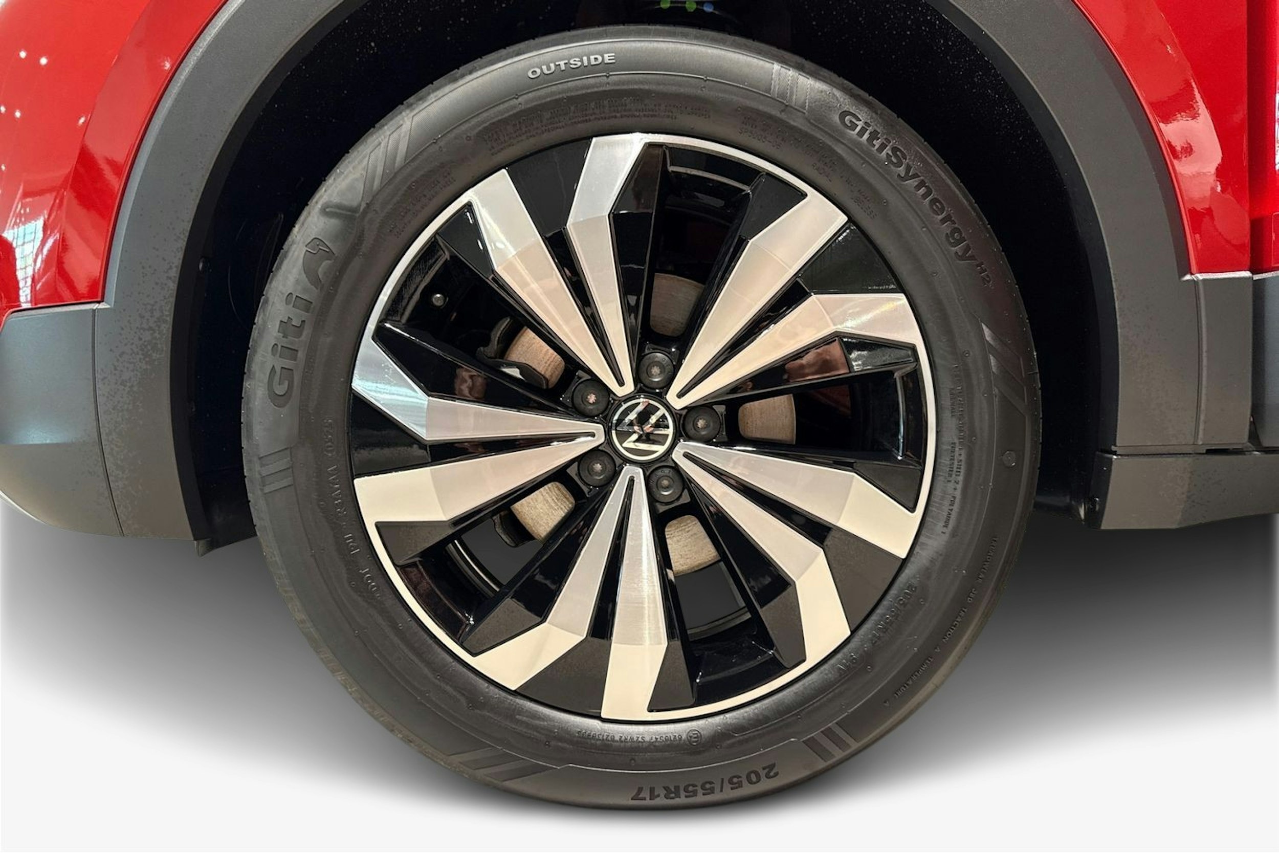 punainen Volkswagen T-Cross 2025 kuva 9.