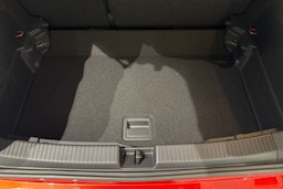 punainen Volkswagen T-Cross 2025 kuva 15.