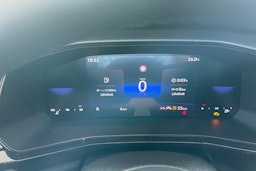 punainen Volkswagen T-Cross 2025 kuva 12.