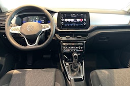 punainen Volkswagen T-Cross 2025 kuva 7.