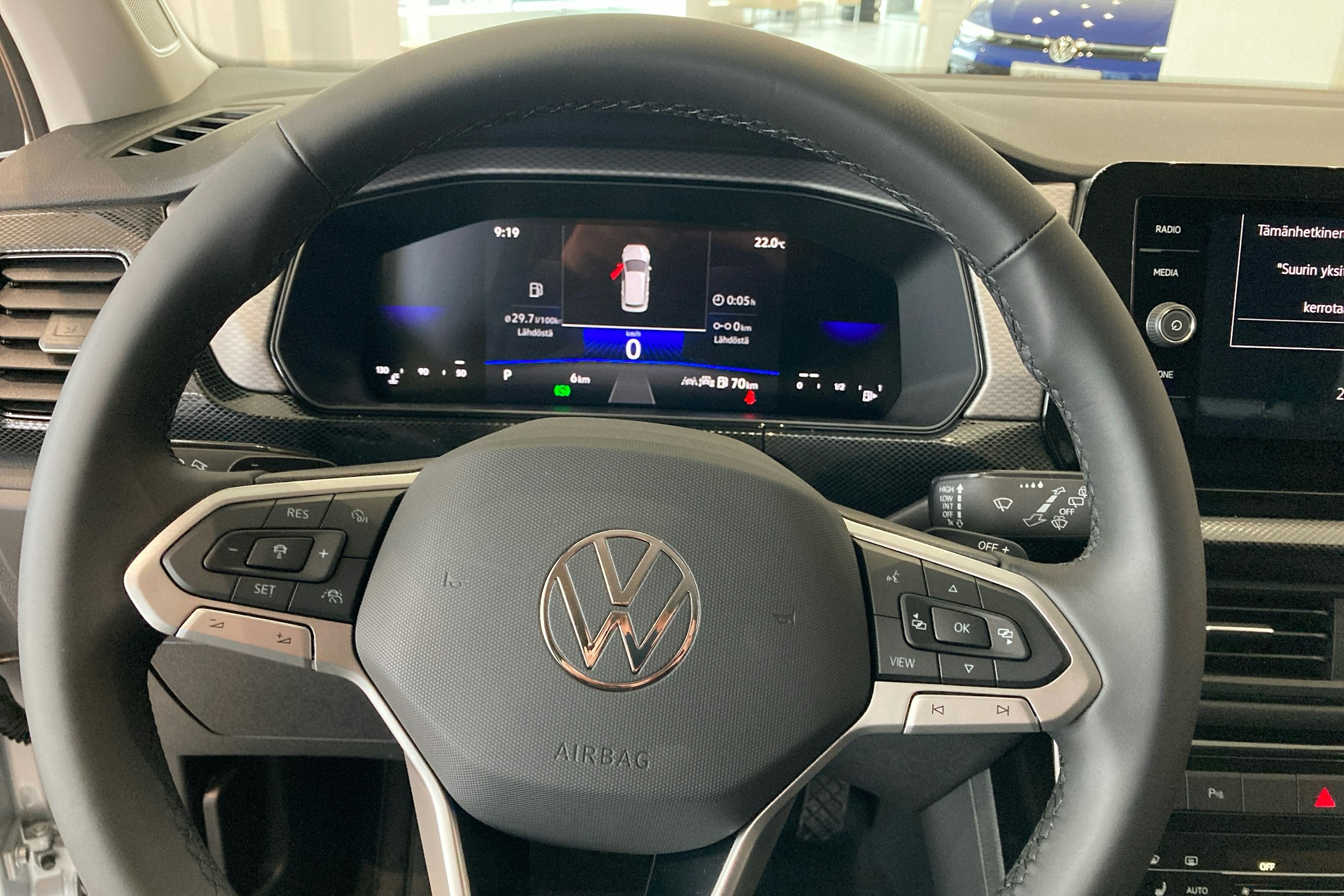 harmaa Volkswagen T-Cross 2025 kuva 13.