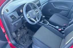 punainen Volkswagen T-Cross 2025 kuva 3.