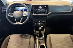 punainen Volkswagen T-Cross 2025 kuva 9.