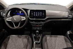 met. musta Volkswagen T-Cross 2025 kuva 7.