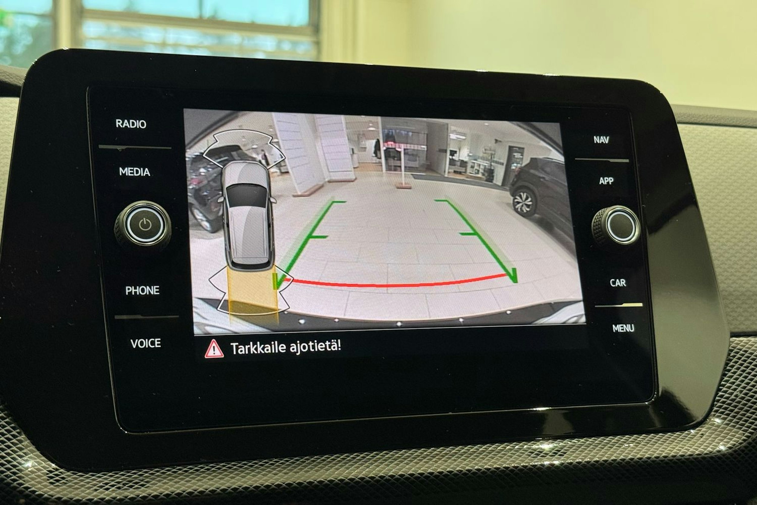 met. musta Volkswagen T-Cross 2025 kuva 14.