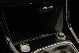 met. musta Volkswagen T-Cross 2025 kuva 18.