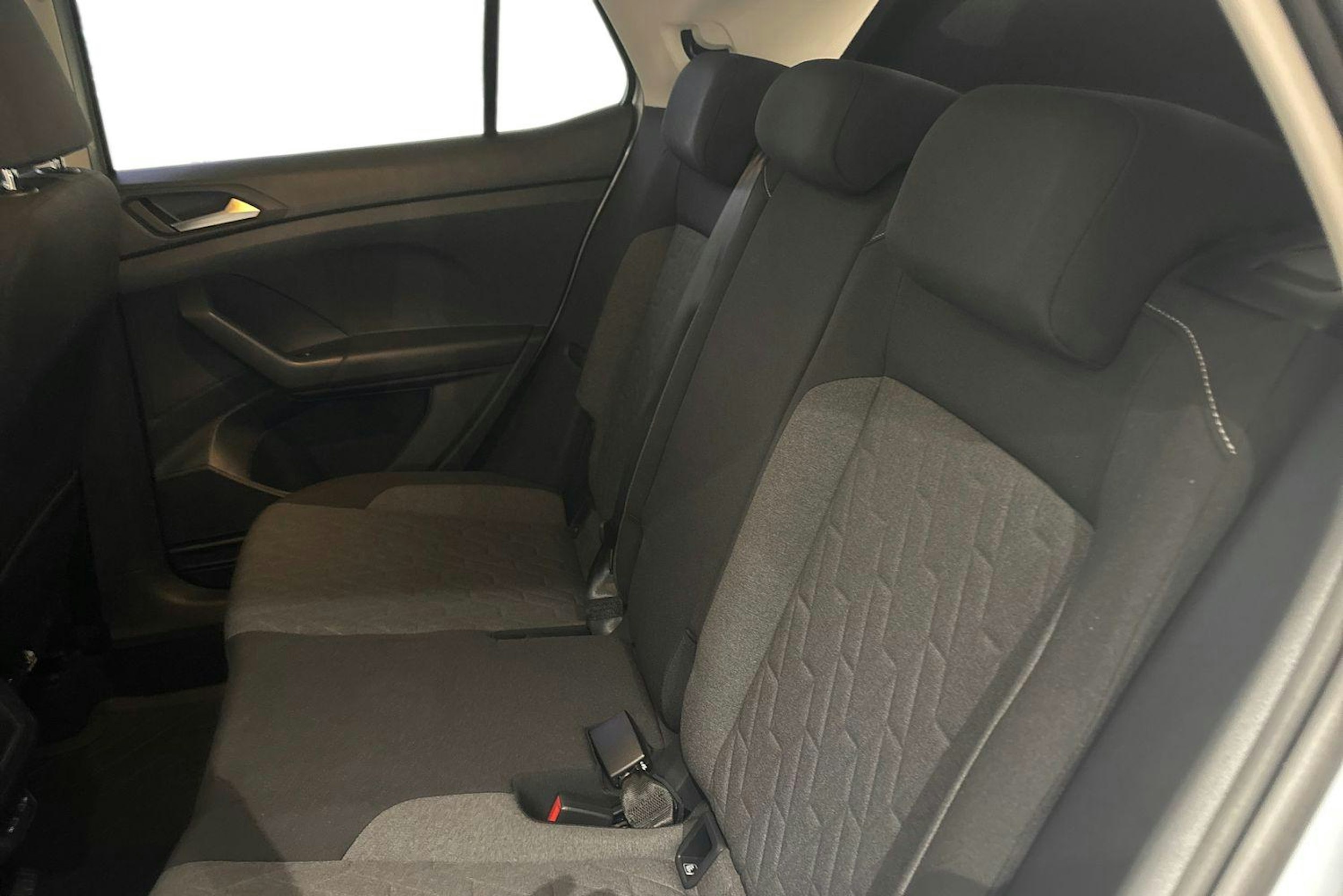 harmaa Volkswagen T-Cross 2025 kuva 8.