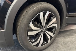 musta Volkswagen T-Cross 2025 kuva 10.