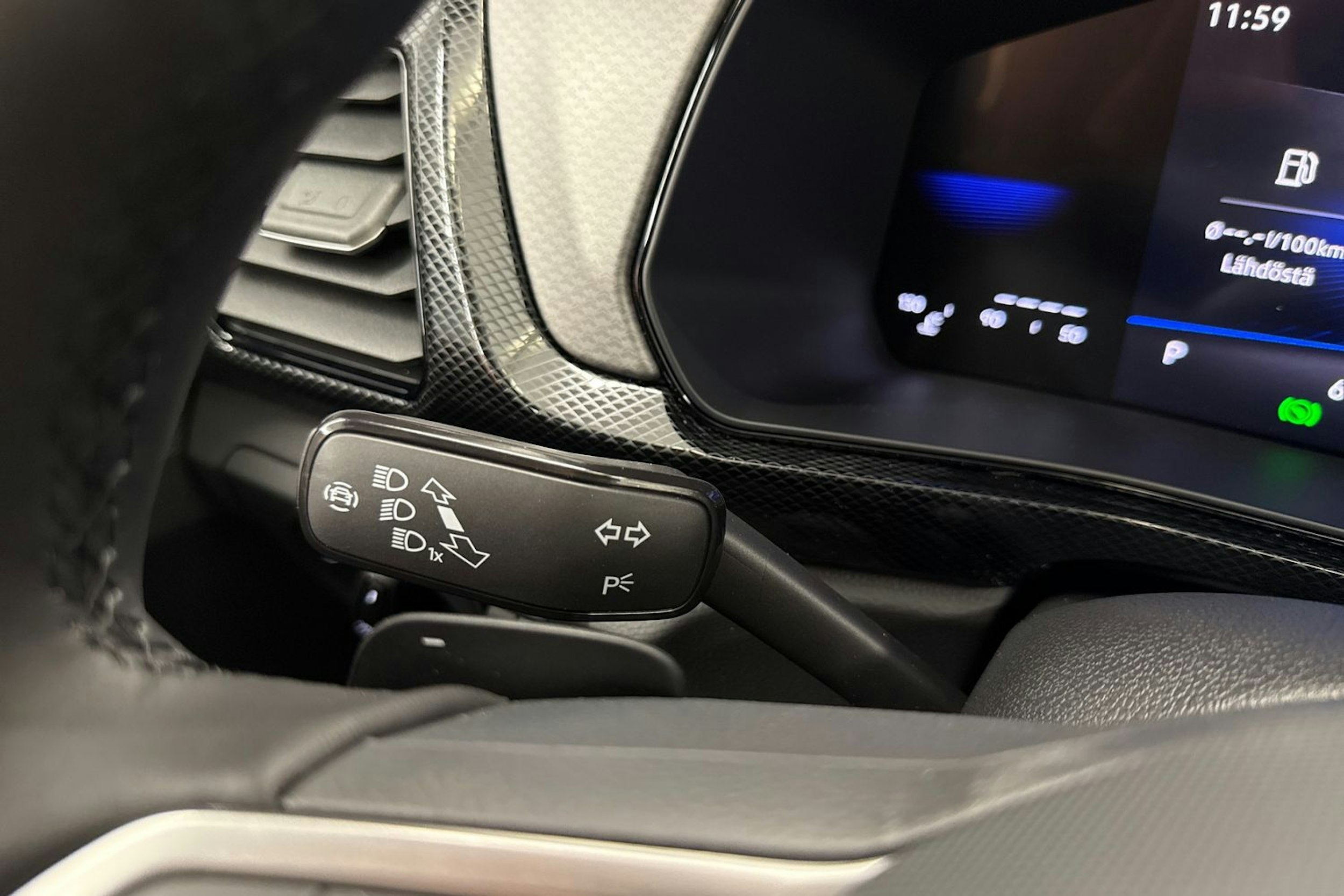 met. musta Volkswagen T-Cross 2025 kuva 15.