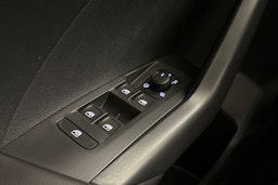 met. musta Volkswagen T-Cross 2025 kuva 18.